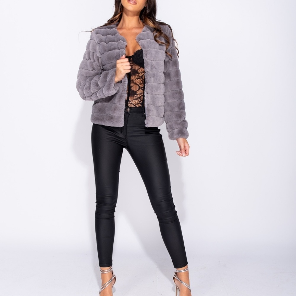 Luna Gray Faux Fur Jacket - Picture 5 of 8